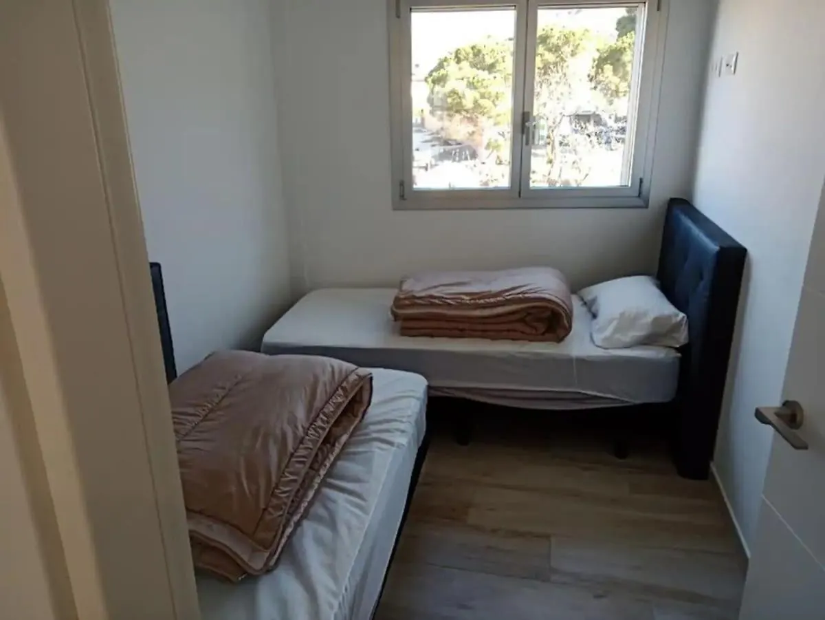 Apartment Centre De Roses 500 M De La Plage Appartement 6 Personnes Rav