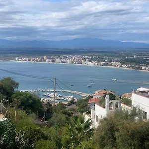 La Baie De Rose Roses